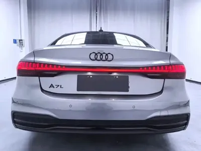 Audi A7L 2022, 60000 км, за 190600 CNY - фото 9