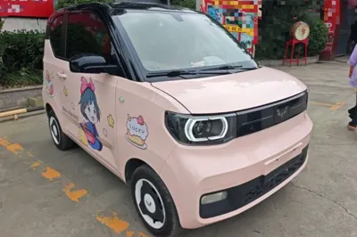 Wuling Hongguang MINIEV 2021, 15100 км, за 37837.5 CNY
