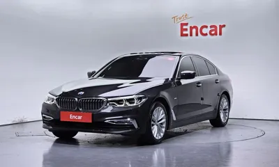 BMW 5-Series · 2018 год