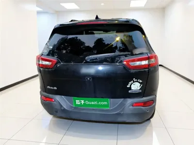 Jeep Cherokee (Import) 2014, 167900 км, за 21200 CNY