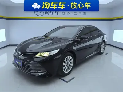 Toyota Camry · 2020 год
