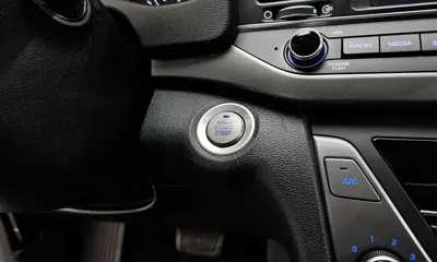 Hyundai Avante 2018, 134326 км, за 9600000 KRW - фото 19