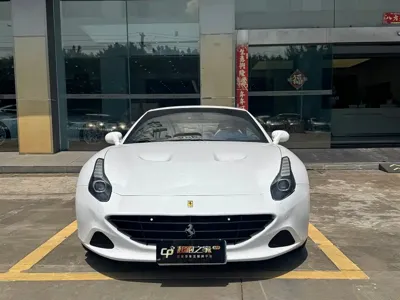 Ferrari California T 2015, 66000 км, за 618000 CNY