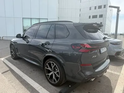 BMW X5 2026, 8000 км, за 160000000 KRW