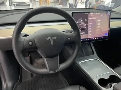 Tesla Model Y 2021, 104000 км, за 133800 CNY - фото 11