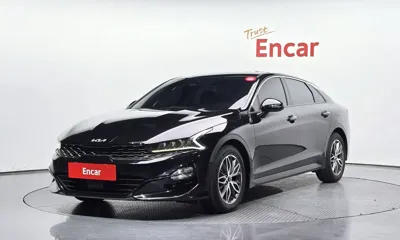 Kia K5 · 2023 год