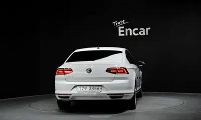 Volkswagen Passat 2018, 15607 км, за 21700000 KRW