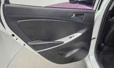 Hyundai Accent 2012, 109997 км, за 4300000 KRW - фото 25