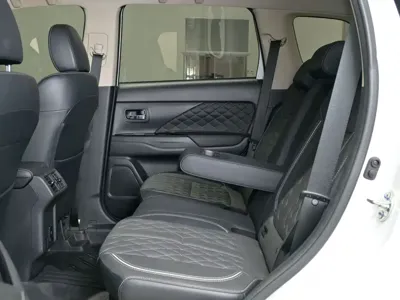 Mitsubishi Outlander 2021, 69000 км, за 69000 CNY - фото 11