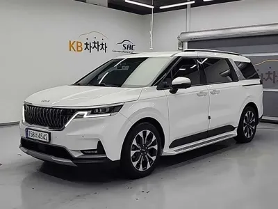 Kia Canival · 2021 год