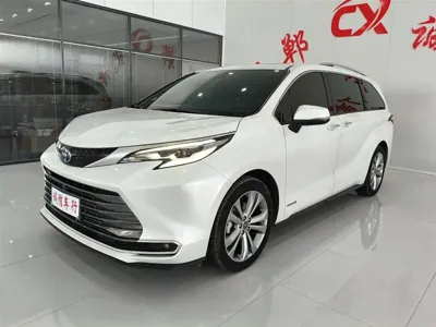 Toyota Sienna 2023, 90000 км, за 206000 CNY - фото 1