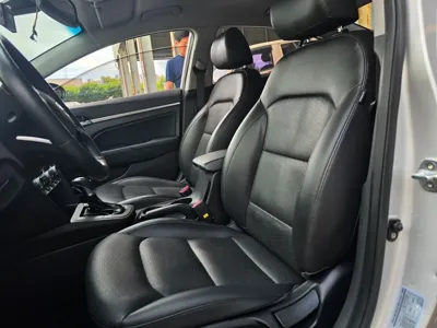 Hyundai Avante 2019, 127994 км, за 10600000 KRW - фото 10