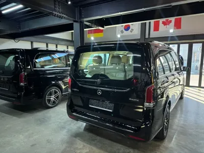 Mercedes-Benz V-Class 2025, 28 км, за 172500000 KRW