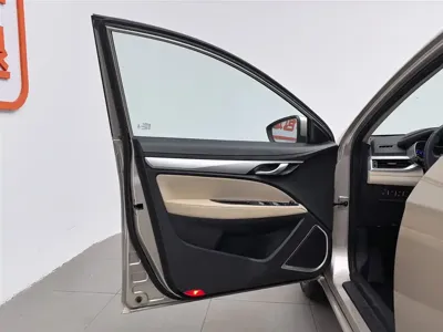 Geely Emgrand 2019, 58500 км, за 18900 CNY - фото 8