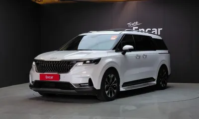 Kia Canival · 2023 год