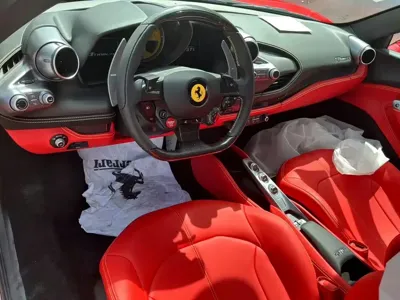 Ferrari F8 2022, 12000 км, за 2738000 CNY