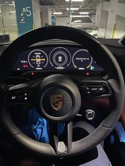 Porsche Taycan 2023, 46200 км, за 100000000 KRW - фото 6