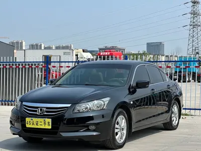 Honda Accord · 2012 год