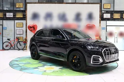 Audi Q5L 2022, 82900 км, за 193251.92 CNY