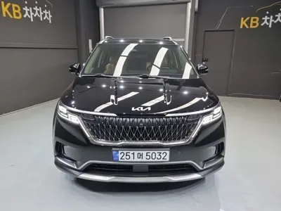 Kia Canival · 2022 год