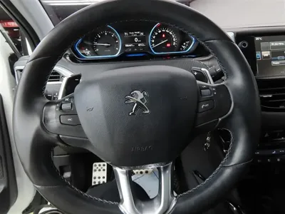 Peugeot 2008 2015, 106441 км, за 3500000 KRW - фото 8