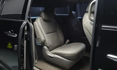 Kia Canival 2019, 157765 км, за 10000000 KRW - фото 12