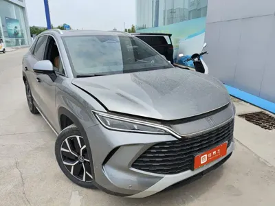 BYD L DM-i 2024, 4200 км, за 111800 CNY - фото 2
