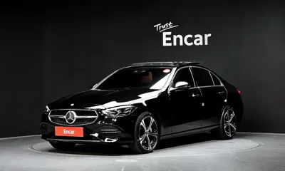 Mercedes-Benz C-Class · 2023 год