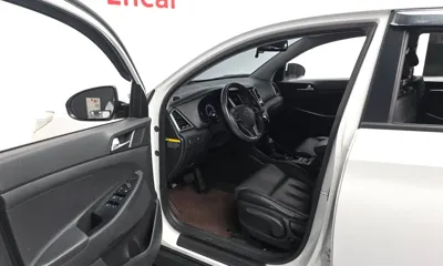 Hyundai Tucson 2016, 197559 км, за 8500000 KRW - фото 10