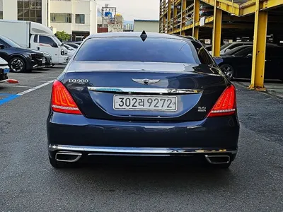 Genesis EQ900 2016, 244356 км, за 13980000 KRW