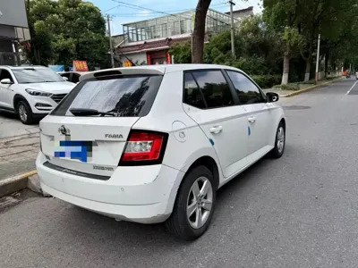 Skoda Fabia 2016, 90000 км, за 25800 CNY - фото 3