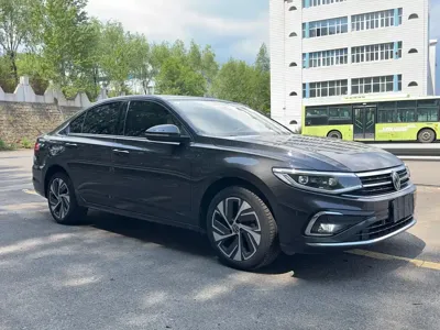 Volkswagen Bora 2023, 40000 км, за 65800 CNY
