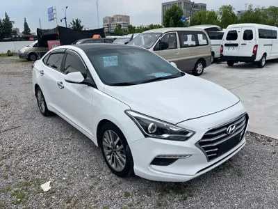 Hyundai Mistra 2018, 130000 км, за 35800 CNY