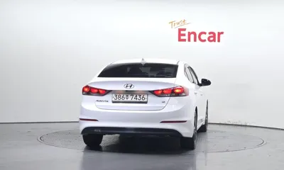 Hyundai Avante 2018, 125876 км, за 9800000 KRW