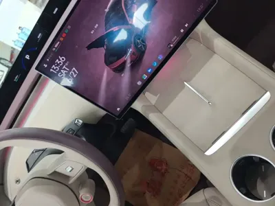 Xiaomi 小米YU7 2025, 11600 км, за 275100 CNY - фото 14