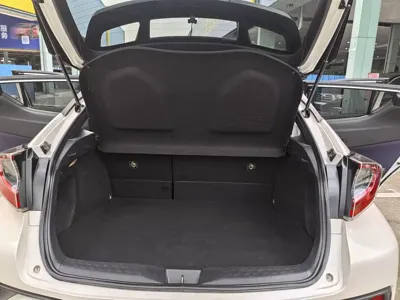 Toyota C-HR 2018, 80000 км, за 47800 CNY - фото 13