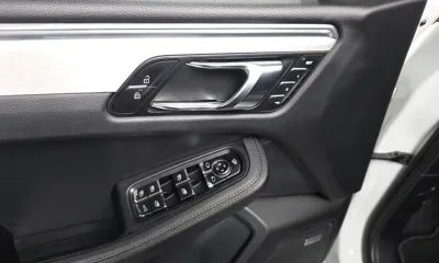 Porsche Macan 2022, 79989 км, за 64900000 KRW - фото 27