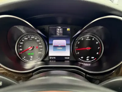 Mercedes-Benz V-Class 2019, 210000 км, за 131700 CNY - фото 15