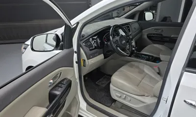 Kia Canival 2018, 145205 км, за 9700000 KRW - фото 10