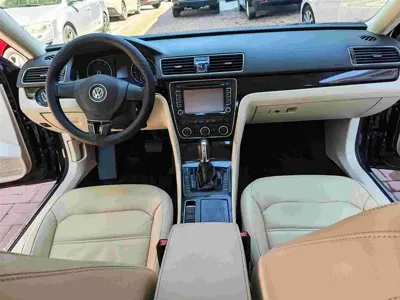 Volkswagen Passat 2013, 100000 км, за 28800 CNY - фото 12
