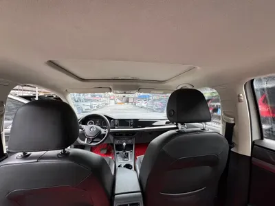 Volkswagen Lavida 2018, 130000 км, за 42800 CNY - фото 9