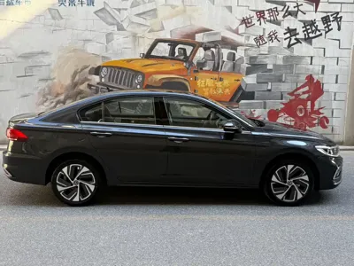 Volkswagen Bora 2023, 11000 км, за 87800 CNY - фото 7