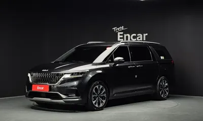 Kia Canival · 2023 год