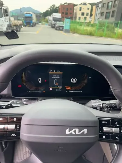 Kia Canival 2025, 21647 км, за 26680000 KRW - фото 8