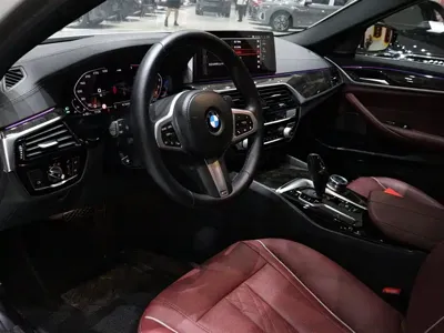 BMW 5 Series 2021, 107000 км, за 173800 CNY - фото 6