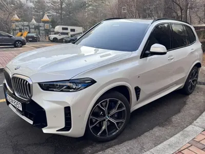 BMW X5 2024, 13025 км, за 100930000 KRW