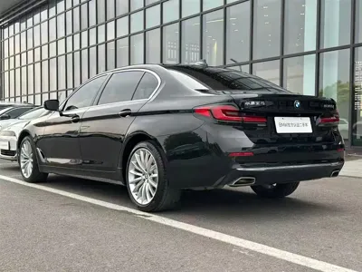 BMW 5 Series 2021, 70000 км, за 215799 CNY - фото 16