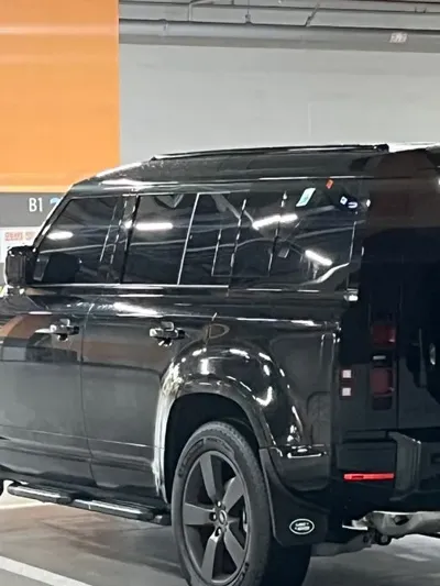 Land Rover Defender · 2025 год