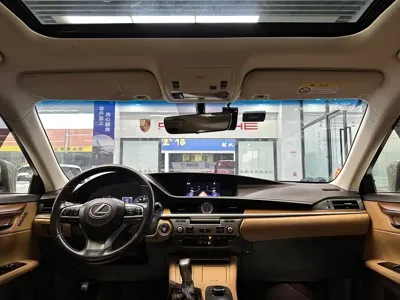 Lexus ES 2018, 132000 км, за 99000 CNY - фото 23