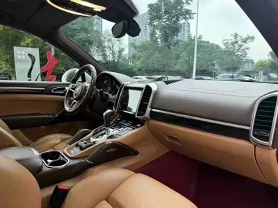 Porsche Cayenne 2015, 160000 км, за 144100 CNY - фото 12